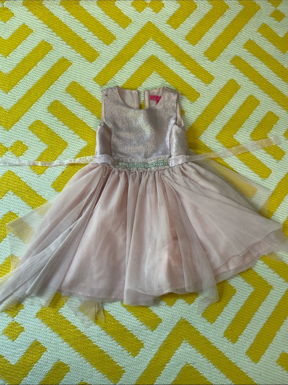 Sparkle Pink Tulle Party Dress Betsey Johnson size 5 like new